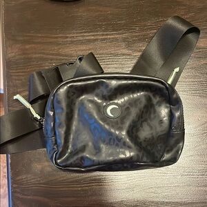 Black Leopard Print Crossbody Bag